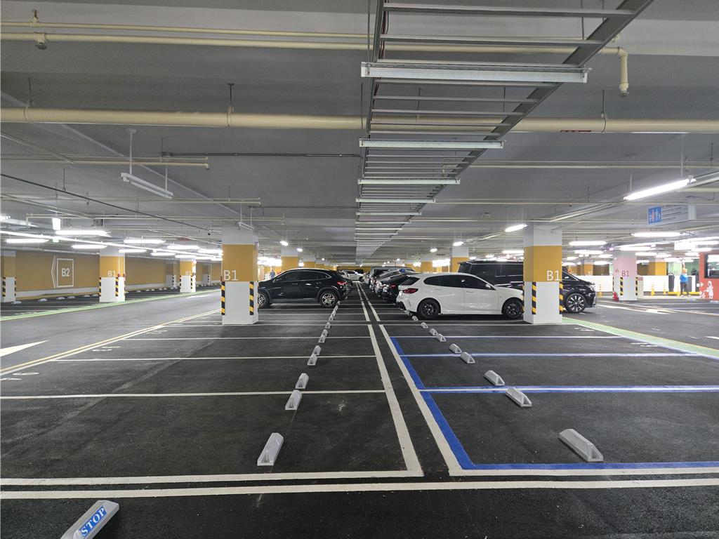 30 新北市三重興穀國民小學操場地下停車場_OK.jpg